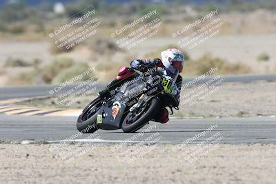 media/Oct-05-2025-CVMA (Sun) [[beeef4f201]]/Race 5-Amateur Supersport Open (Holeshot)/